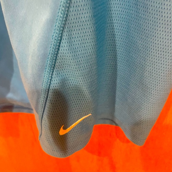 Nike men’s dri fit muscle tee - Picture 3 of 7